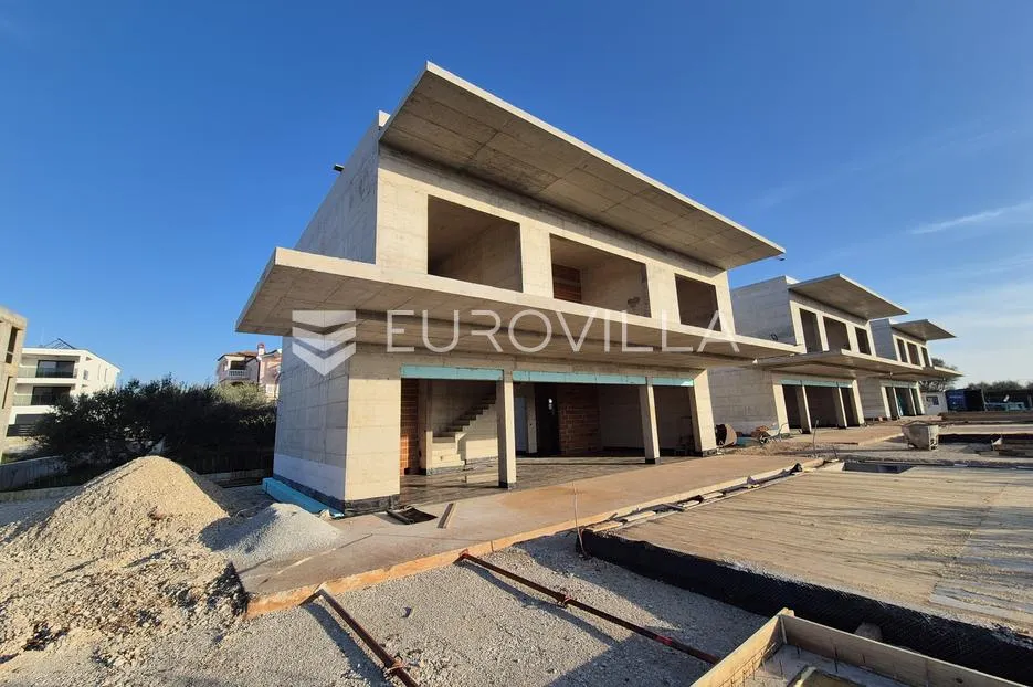 istra, poreč, luksuzna vila na 400m od mora - slika 3
