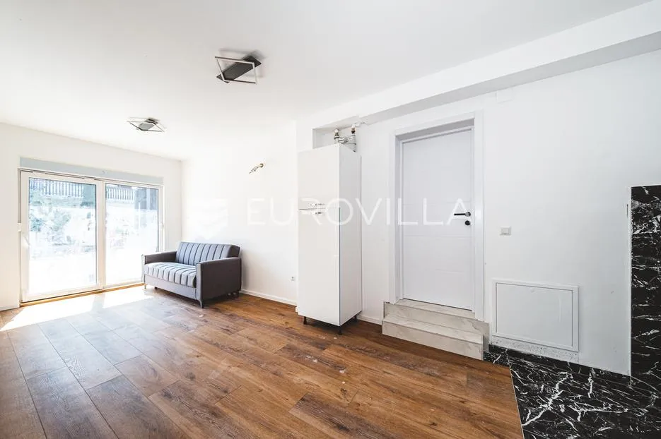 dubrava, zgrada s četiri stambene jedinice 339,17 m², podruma i šest parkirnih mjesta - slika 18