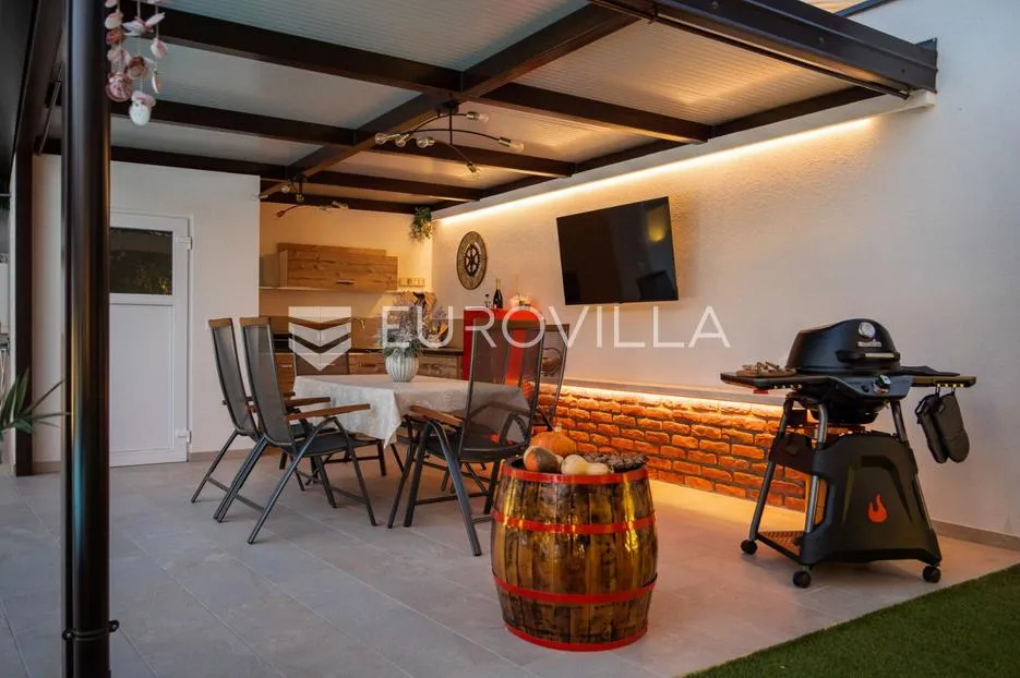 istra, rovinj, atraktivna kuća 170m2 s bazenom u neposrednoj blizini centra - slika 46