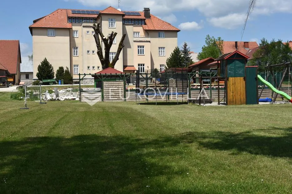 g.kotar, ravna gora, uhodani turistički objekt 1500 m² na parceli od 3799 m² - slika 2