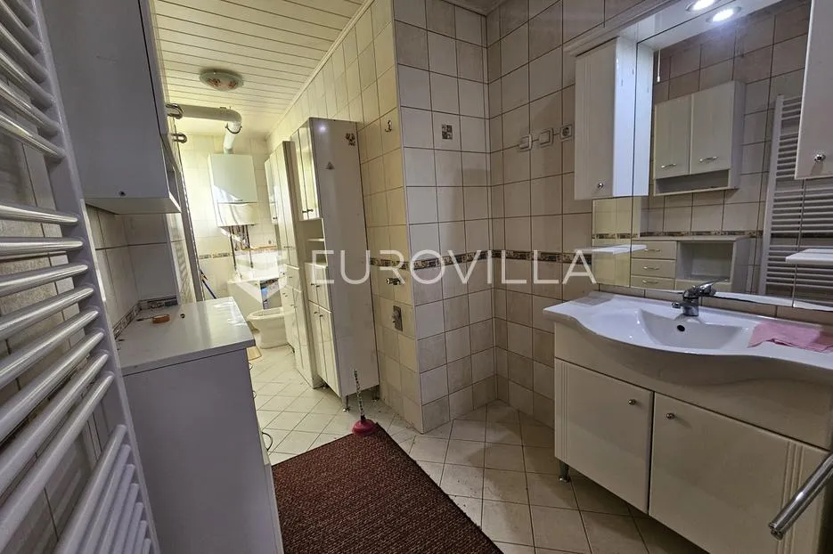 vinkovci, centar grada, trosoban stan, 70 m², 2. kat - slika 8