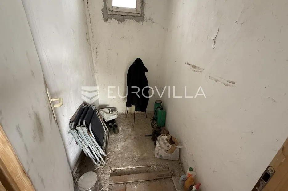 osijek, tenja, na prodaju katnica sa dvorišnim stanom na parceli od 517 m2 - slika 15