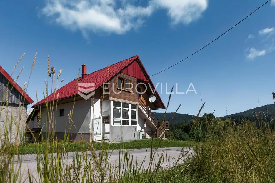 sunger, kuća s tri stambene jedinice - slika 46