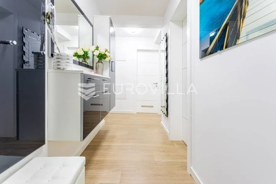 makarska, uređen namješten stan 64,3 m² u novogradnji s pogledom na more - slika 19