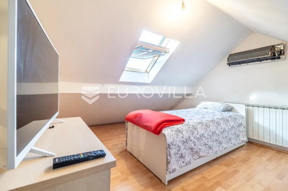zagreb, gajnice dvoetažan četverosoban stan s garažom, 128 m² - slika 7