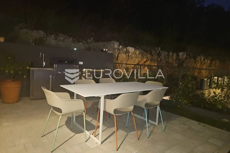 rijeka, costabella, luksuzan trosoban stan 101.39 m² - slika 17