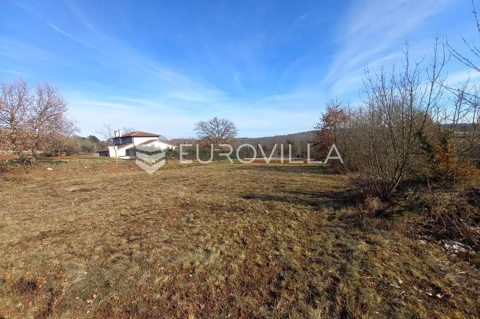 istra, tinjan, građevinsko zemljište u mirnom okruženju - slika 16