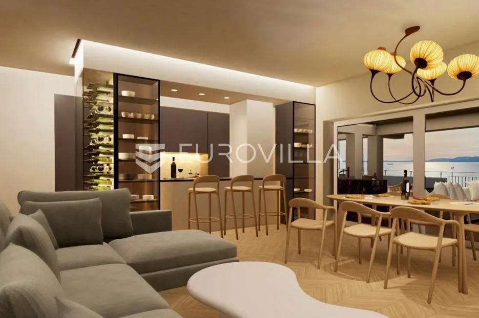 Rijeka, Kantrida, luksuzan trosoban penthouse površine 163 m²