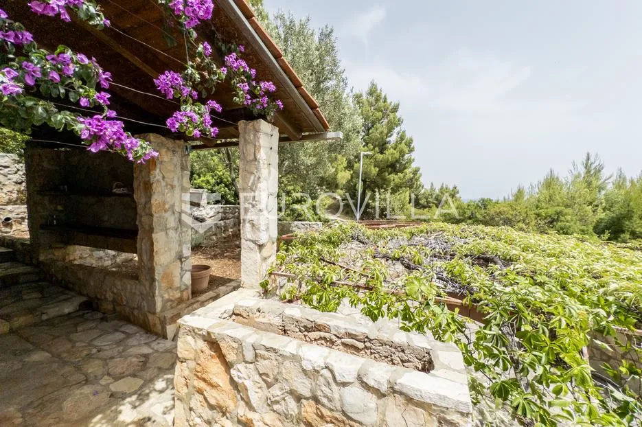 otok hvar - lijepa kamena kuća na mirnoj lokaciji - slika 5