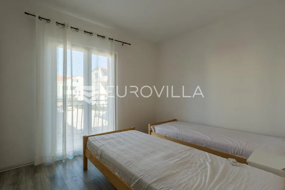 istra, rovinj, trosoban stan u prizemlju s parkingom, 650 m od plaže - slika 8