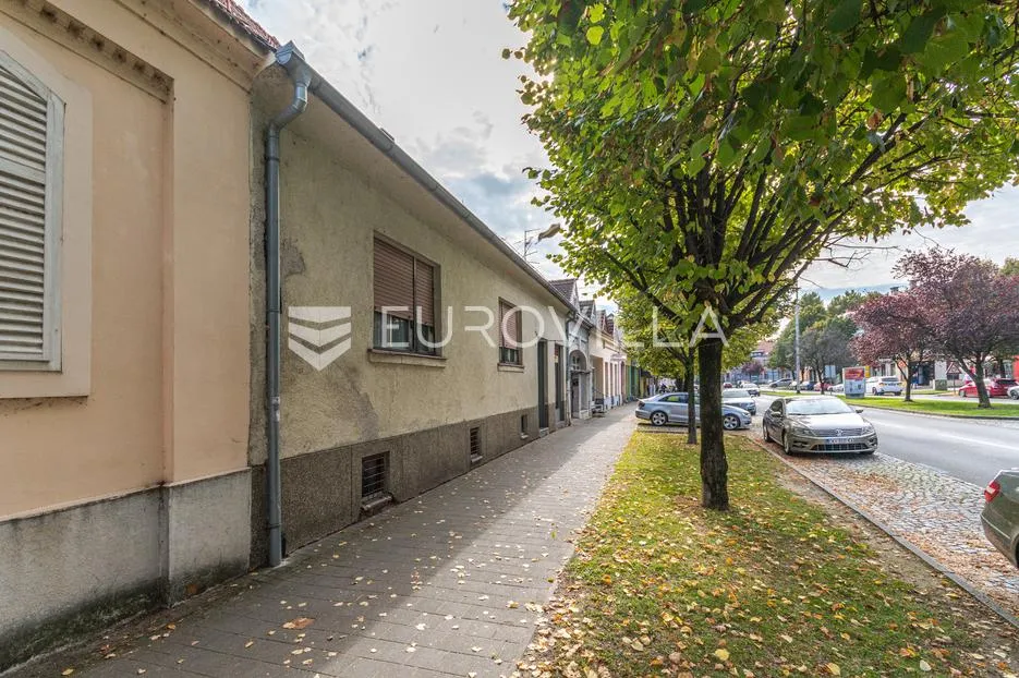 čakovec, centar, dvije kuće i poslovni prostor u m2 zoni - slika 2