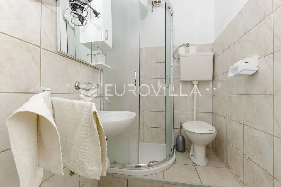 supetar, apartmanska kuća blizu mora - slika 10