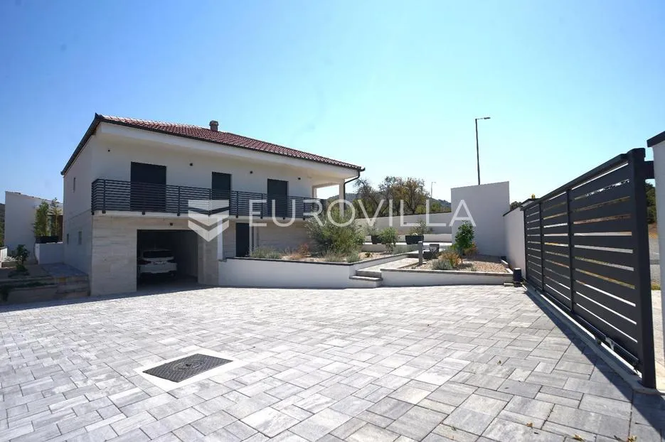 zadar, polača, prekrasna villa s bazenom na mirnoj lokaciji - slika 14
