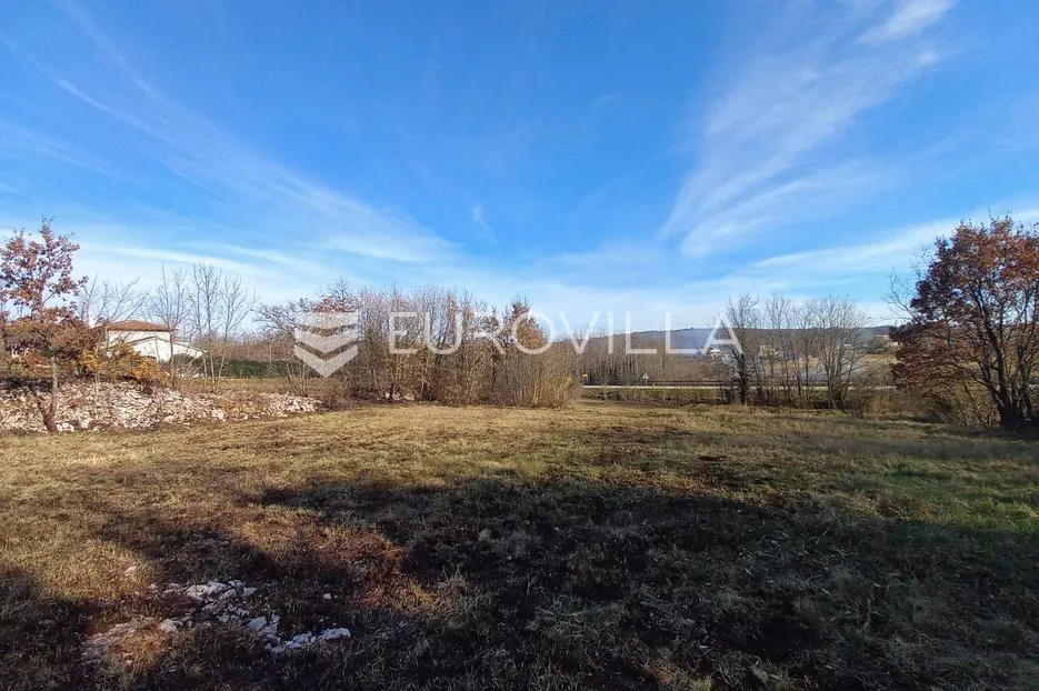istra, tinjan, građevinsko zemljište u mirnom okruženju - slika 18