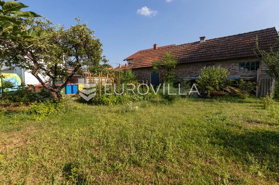 slavonski brod, visoka prizemnica mali pariz - slika 20