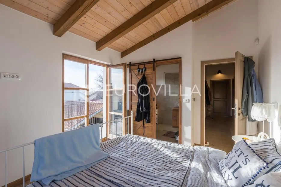 istra, peresiji, jedinstvena samostojeća kuća 200m2 s bazenom - slika 28