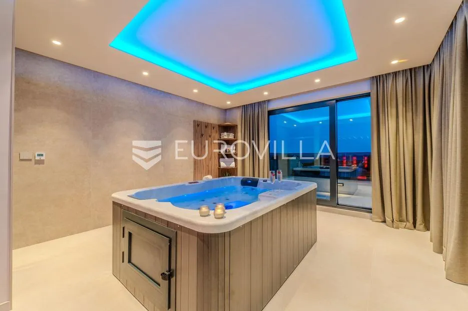 zadar, privlaka, ekskluzivna moderna vila s bazenom i wellness zonom - slika 47