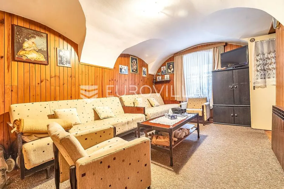 zagreb, gornji grad, stambena zgrada u nizu 334,01 m², jedinstvena prilika - slika 8