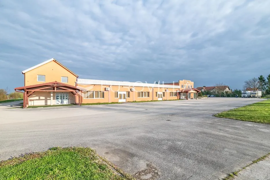 rugvica, poslovni kompleks površine 2.970 m² na zemljištu od 24.545 m² - slika 4