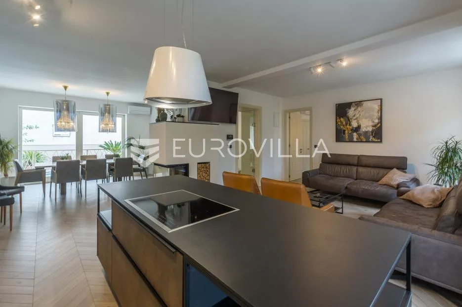 istra, pula, potpuno renovirana austrougarska villa u srcu pule - slika 5