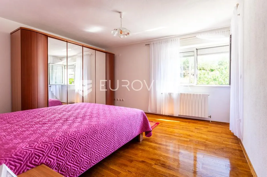 split, kamen, samostojeća kuća ukupne bruto površine 492 m² - slika 15