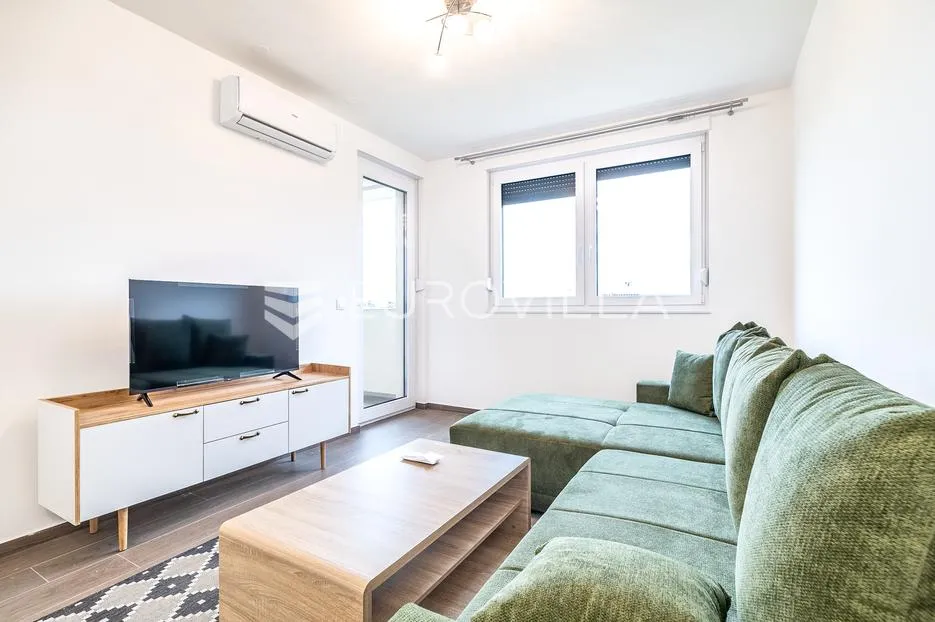 Zagreb, Blato, moderan dvosoban stan u novogradnji s garažnim parkirnim mjestom, 49 m², PRVI NAJAM