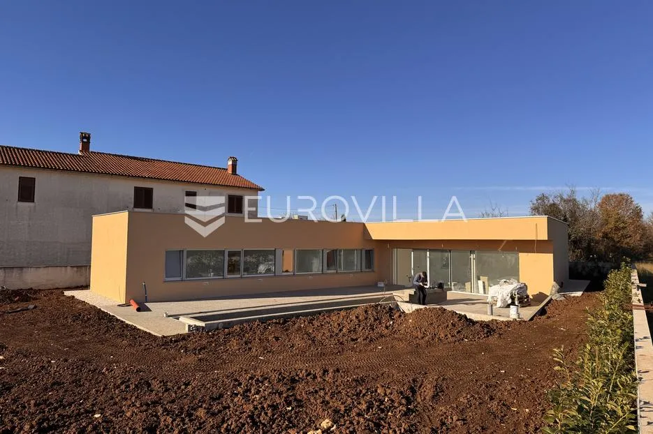 istra, žminj, kvalitetna nova prizemna kuća na mirnoj lokaciji s bazenom 42 m², 145 m² - slika 4