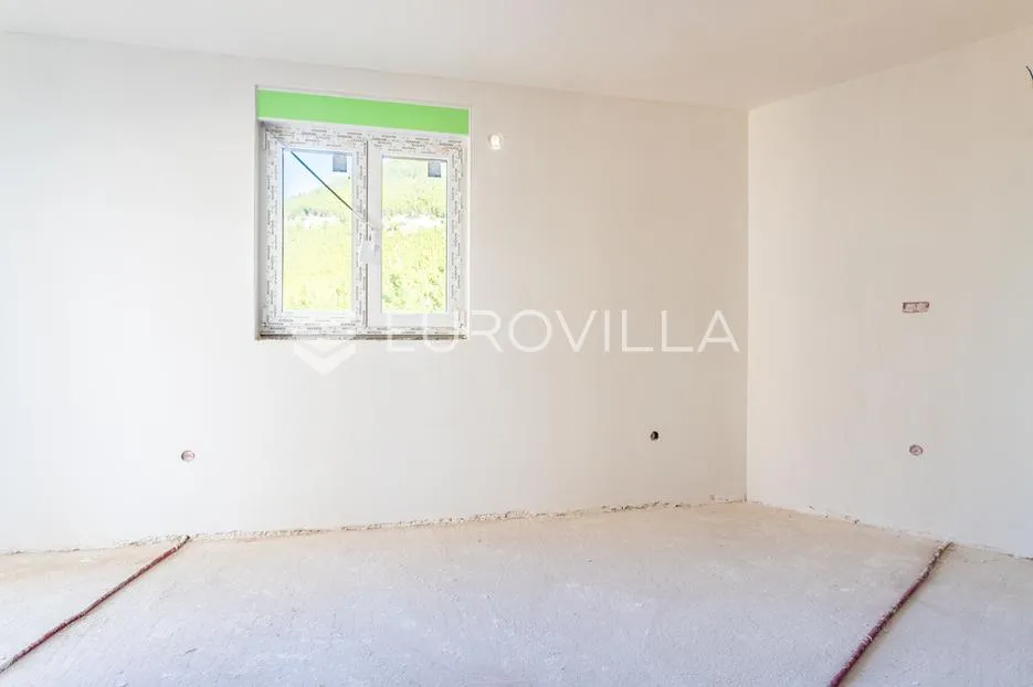 makarska, stan s pogledom na more, prenamijenjen u dva jednosobna apartmana, novogradnja - slika 10