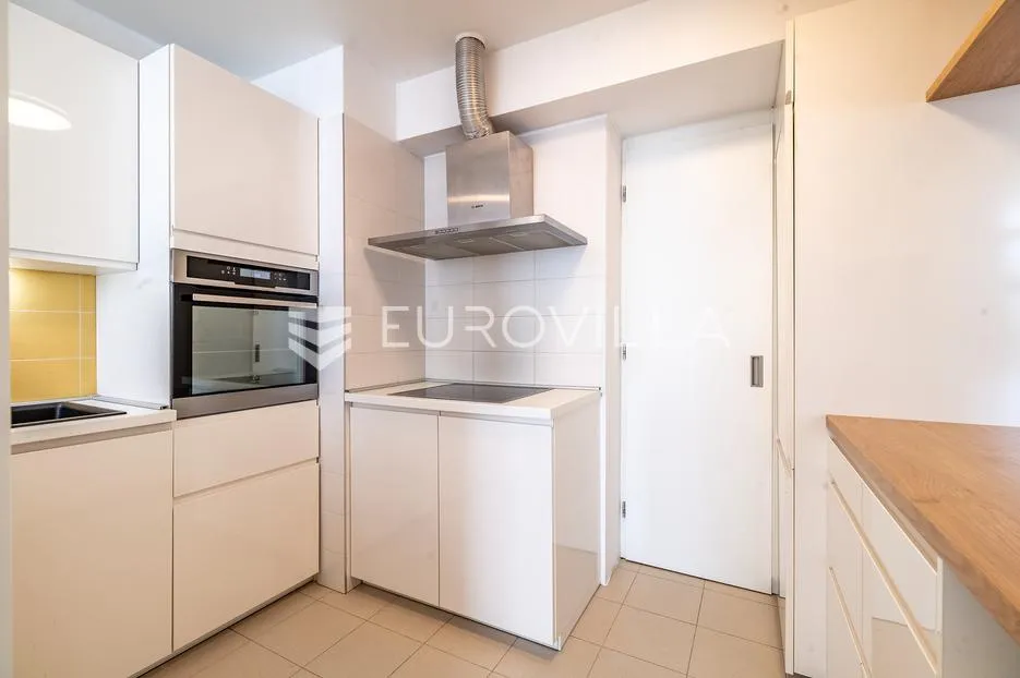 zagreb, maksimir, komforan šesterosoban stan/poslovni prostor 160 m² - slika 4