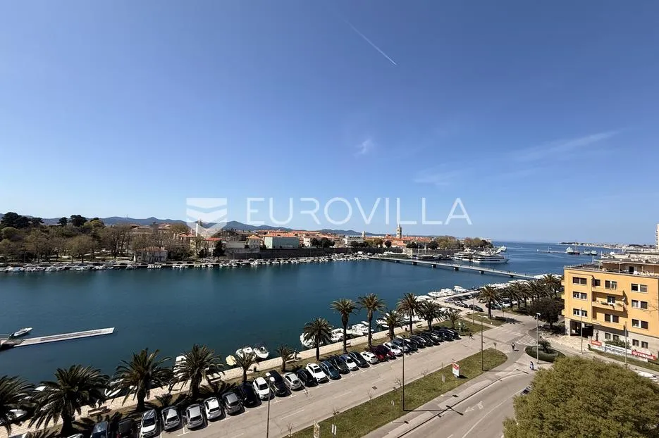 zadar, tiz, ekskluzivan penthouse s panoramskim pogledom na more, terasom, garažnim mjestom - slika 17