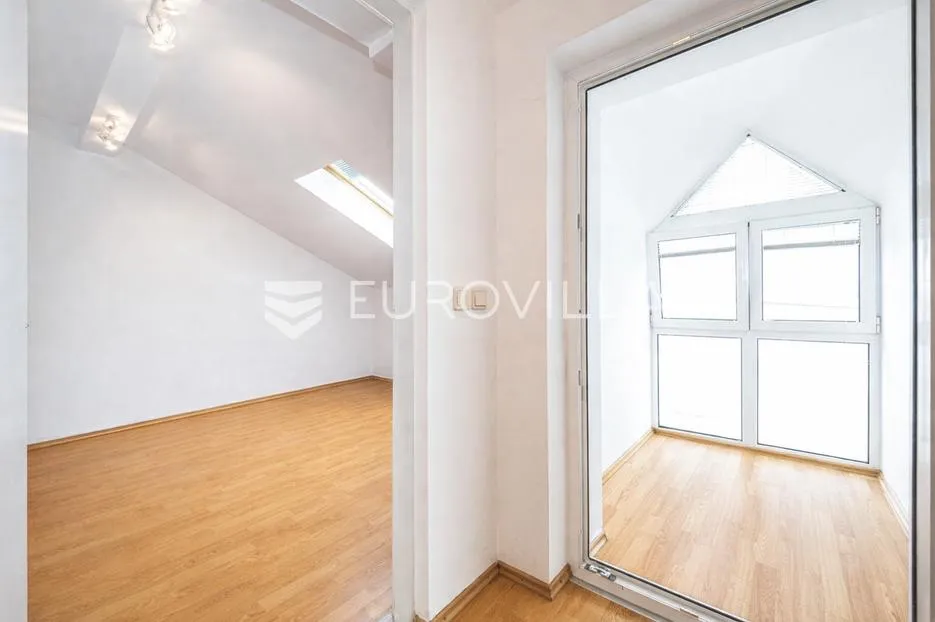 samobor, funkcionalan trosoban stan 95 m² sa vanjskim parkirnim mjestom - slika 7