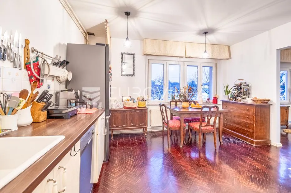 zagreb, brozova, prostran trosoban stan, 80 m², balkon i parkirno mjesto - slika 2