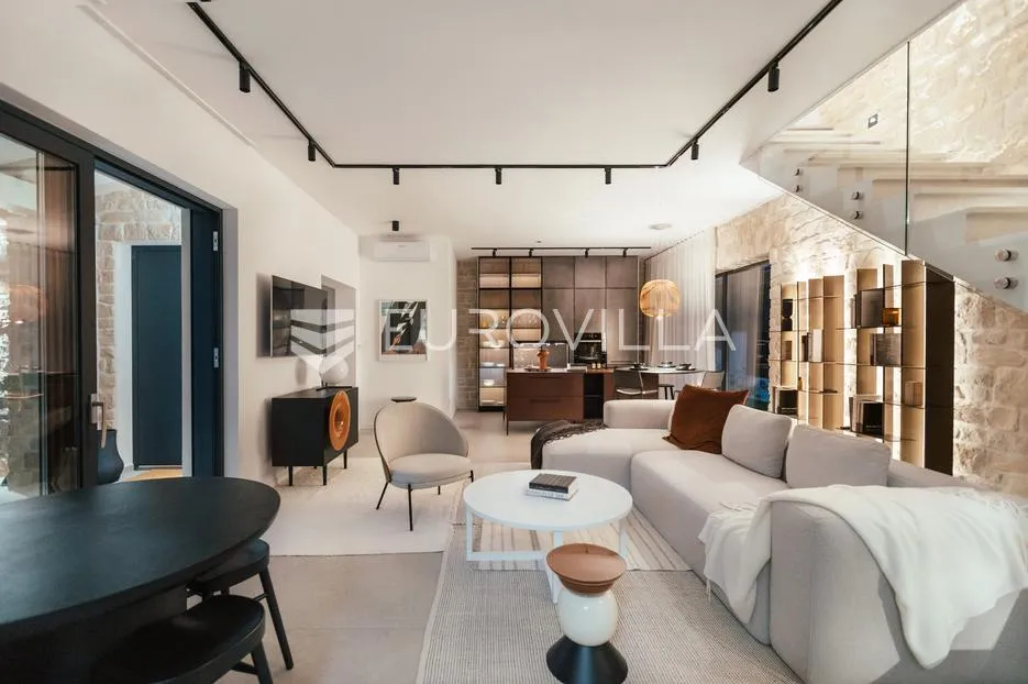 istra, poreč, gedići prekrasna moderna kamena vila 165 m² s bazenom - slika 42