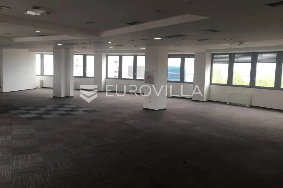 banjavčićeva, heinzelova, poslovni prostor uredske namjene 331 m² na 5. katu - slika 3