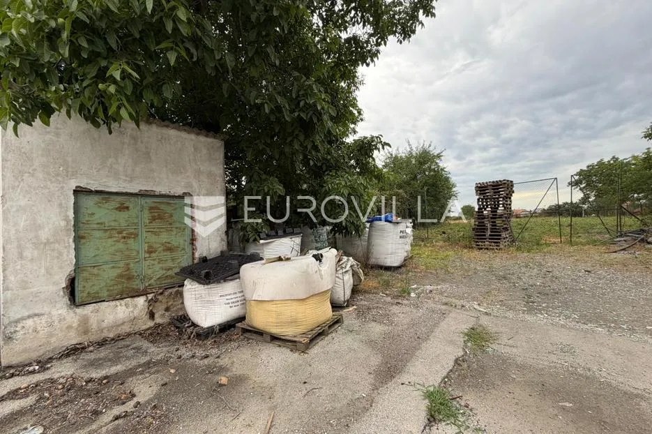 viškovci, proizvodno, skladišna hala s poslovnim i uredskim prostorima - slika 24