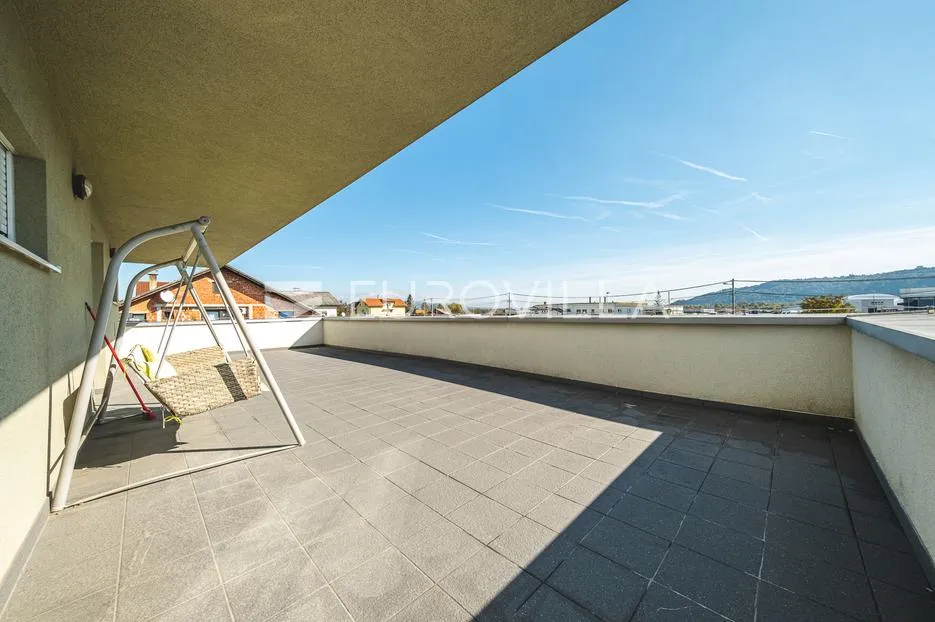 samobor, prekrasna moderna kuća 301 m² - slika 35