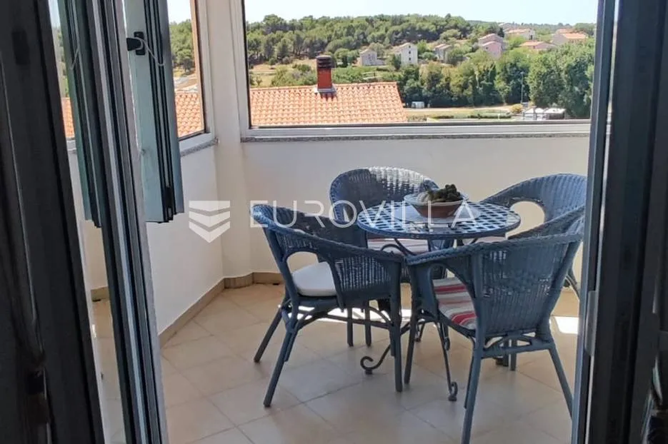 pomer, dvosoban stan 45 m2, pogled na more - slika 5