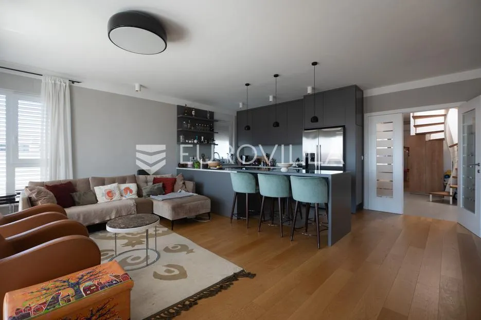 zadar, borik, luksuzan penthouse površine 137,26 m² s terasama na top lokaciji - slika 9