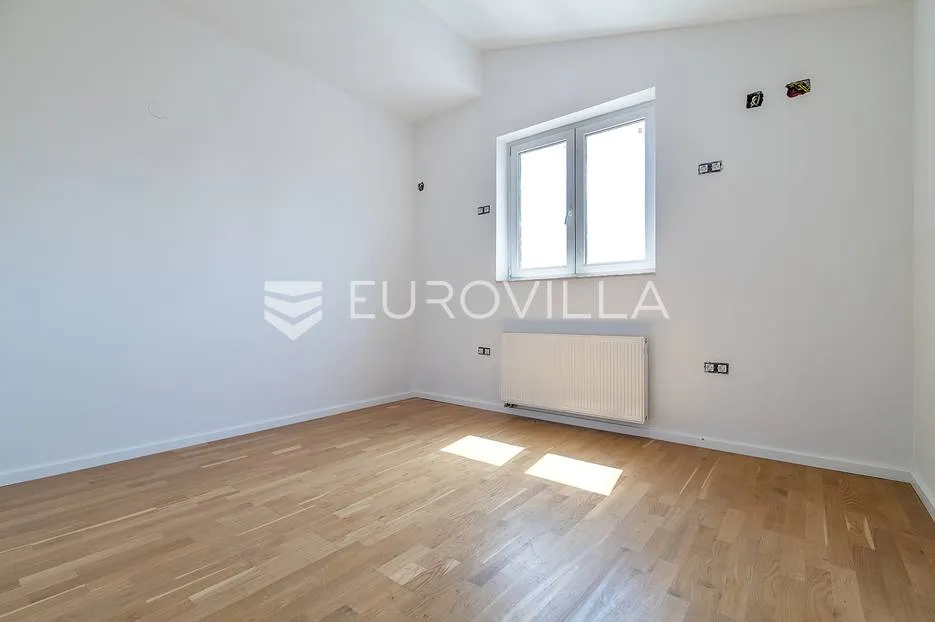zagreb, žitnjak, poslovna zgrada 274 m² - slika 14