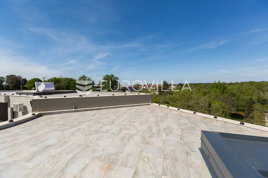 istra, poreč, trosoban penthouse 177 m2 - 800 m od mora - slika 25