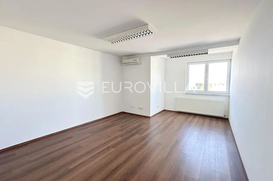 vinkovci, jošine, poslovni prostor uredske namjene 21 m² - slika 2