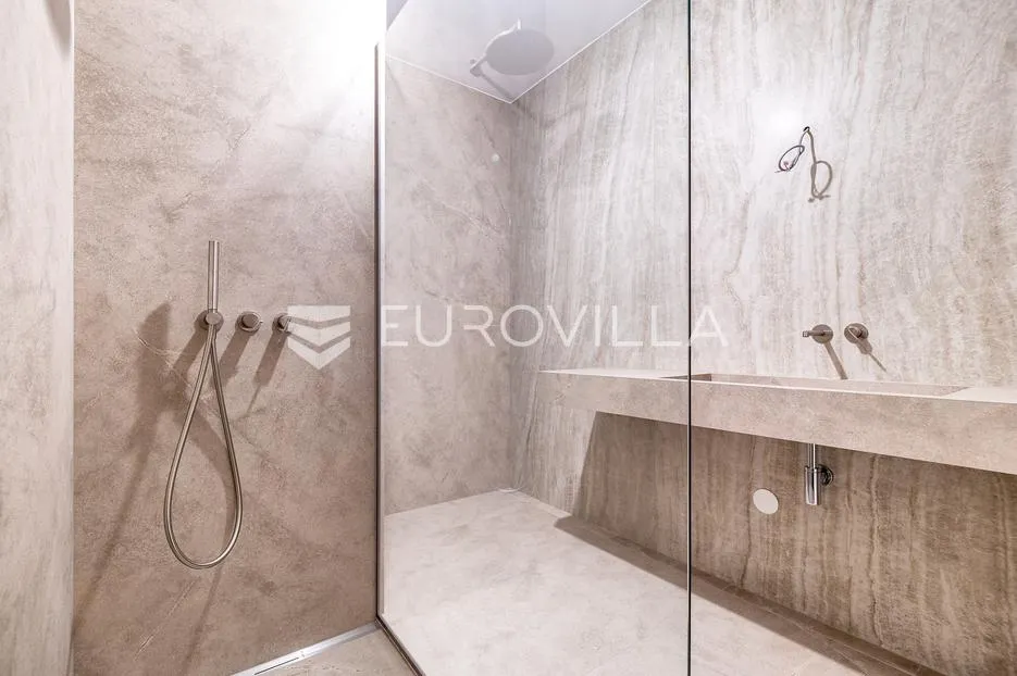 zagreb, medvedgradska, luksuzan četverosobni penthouse s bazenom 324 m² - slika 11