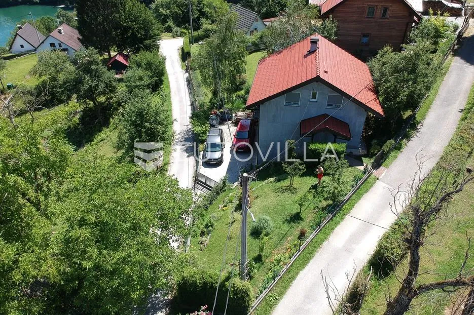generalski stol, vikendica 133 m² s dvorištem od 300 m² - slika 2