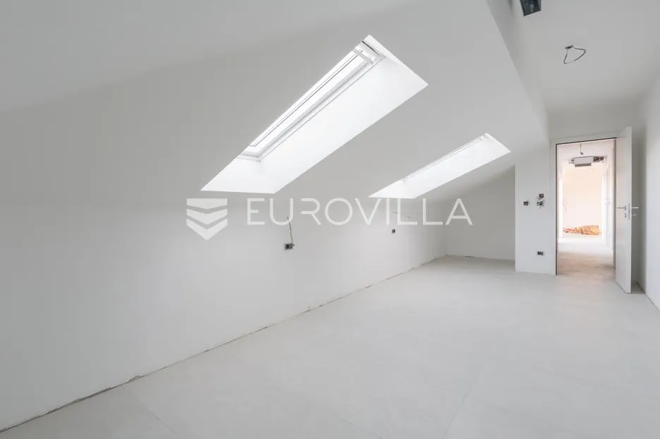 istra, poreč - penthouse sa pogledom na more - slika 4