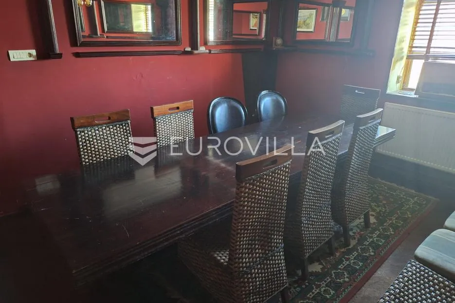karlovac, banija, poslovni prostor 250 m², odlična lokacija - slika 2