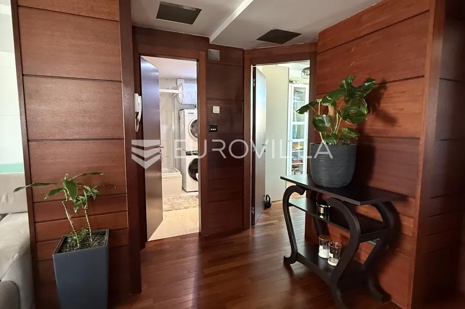 zadar, borik dizajnerski moderno uređen trosoban stan na prvom katu 96 m² - slika 18