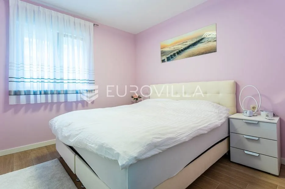 makarska, uređen namješten stan 64,3 m² u novogradnji s pogledom na more - slika 8