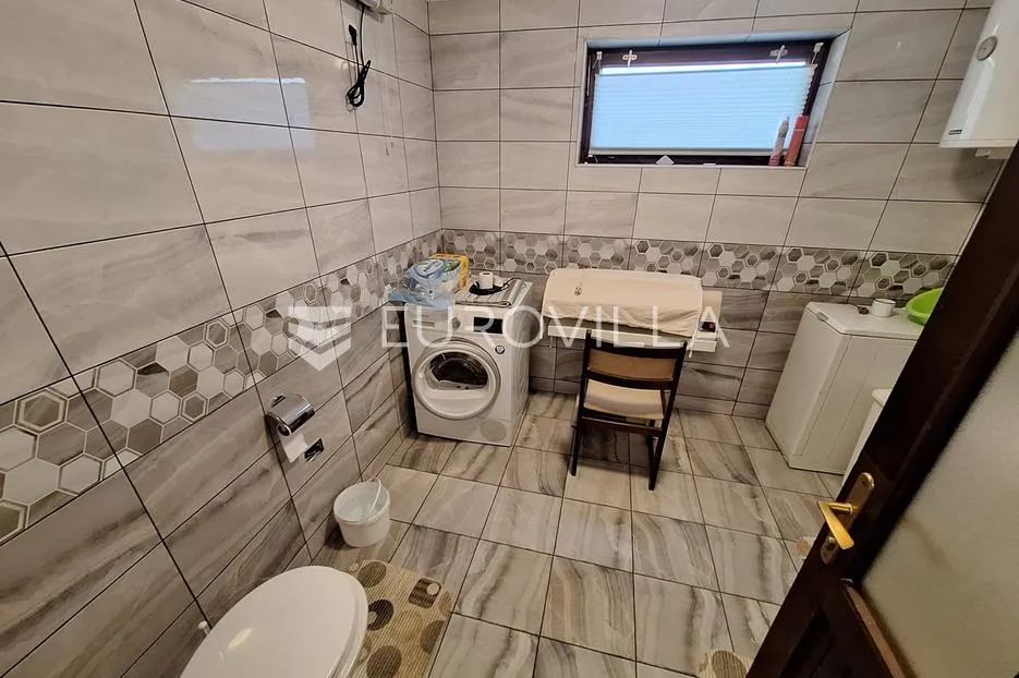 slunj, taborište, kuća 440 m², 3 stana, gospodarska zgrada, mirna lokacija - slika 17