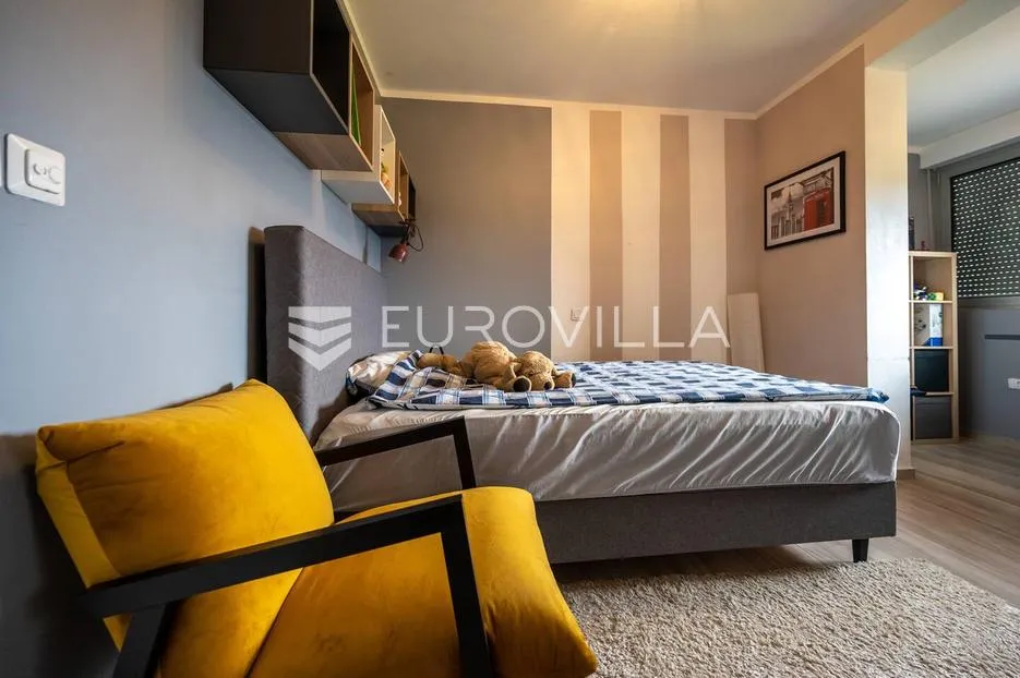 istra, medulin, višesoban penthouse s predivnom terasom i pogledom - slika 20