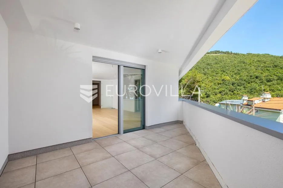 opatija, centar, dvosoban stan u novogradnji nkp 102 m2 - slika 26